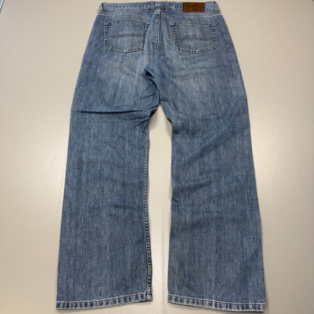 Tommy Hilfiger Washed Vintage Jeans | M