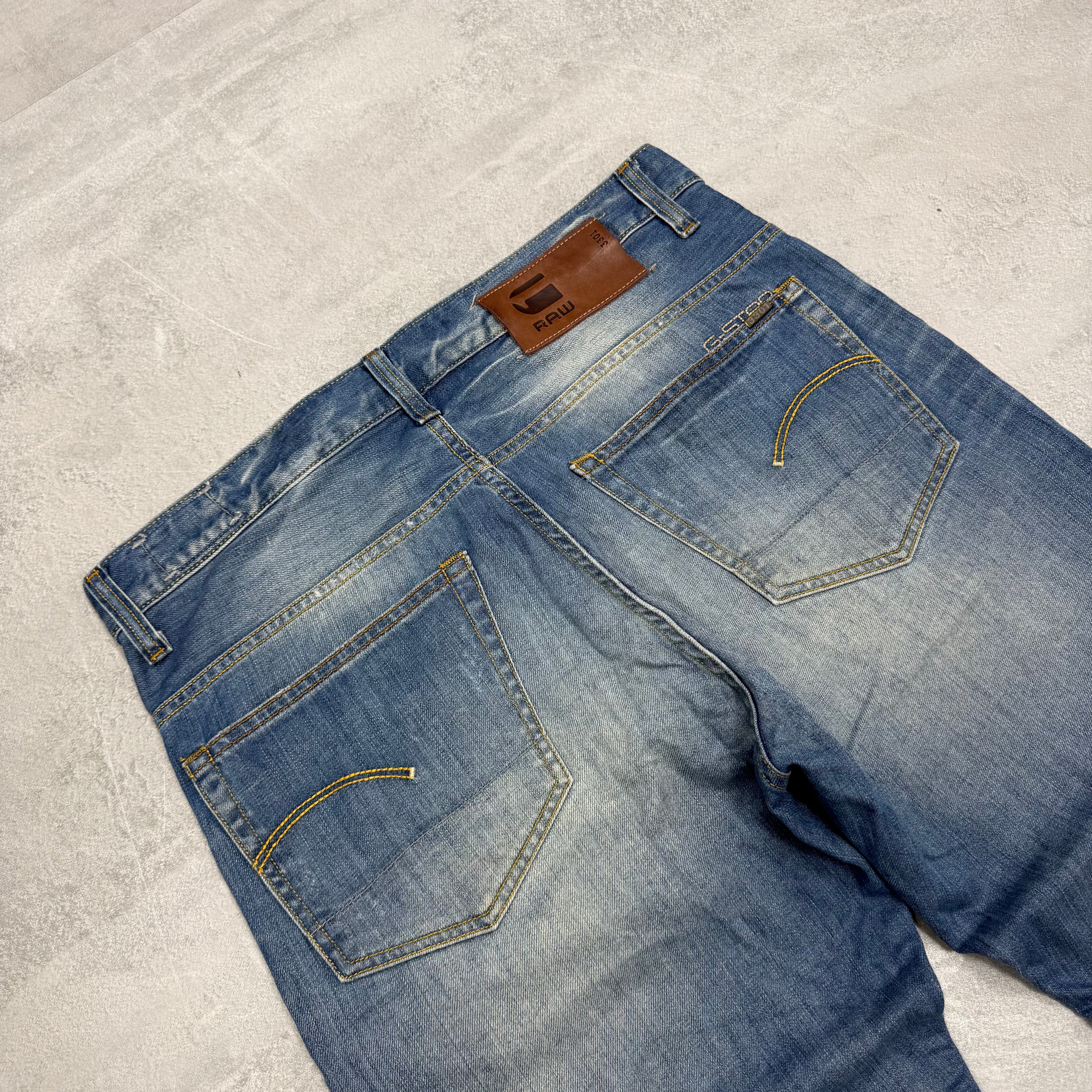 G-Star Washed Vintage Jeans | M