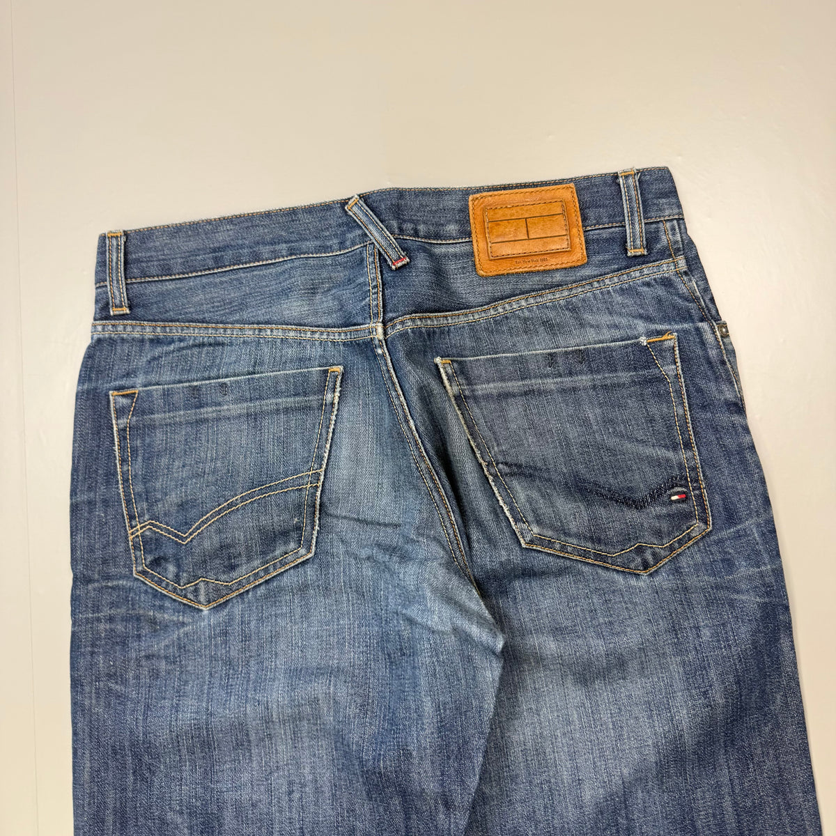 Tommy Hilfiger Washed Vintage Jeans | S