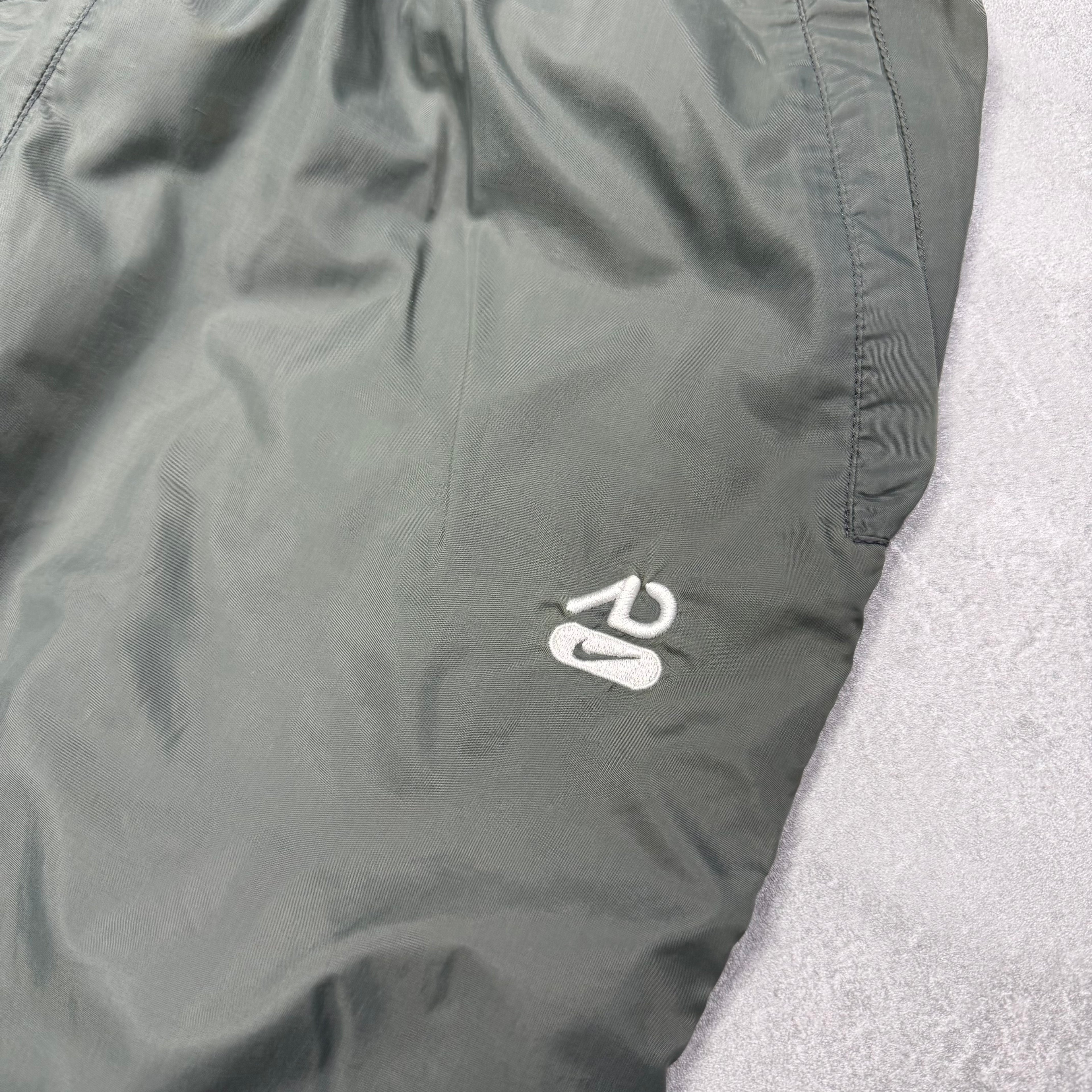 Nike Vintage Trackpant | M
