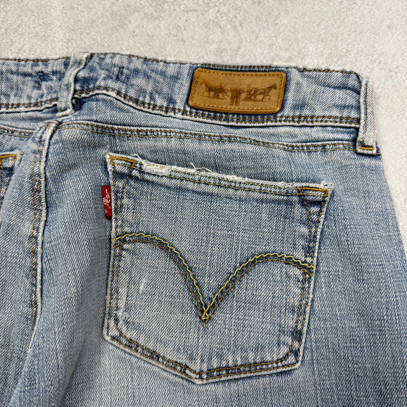 Levis Washed Vintage Jeans | S