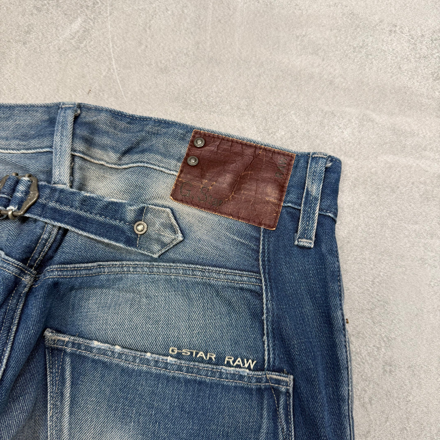 G-Star Washed Vintage Jeans | S