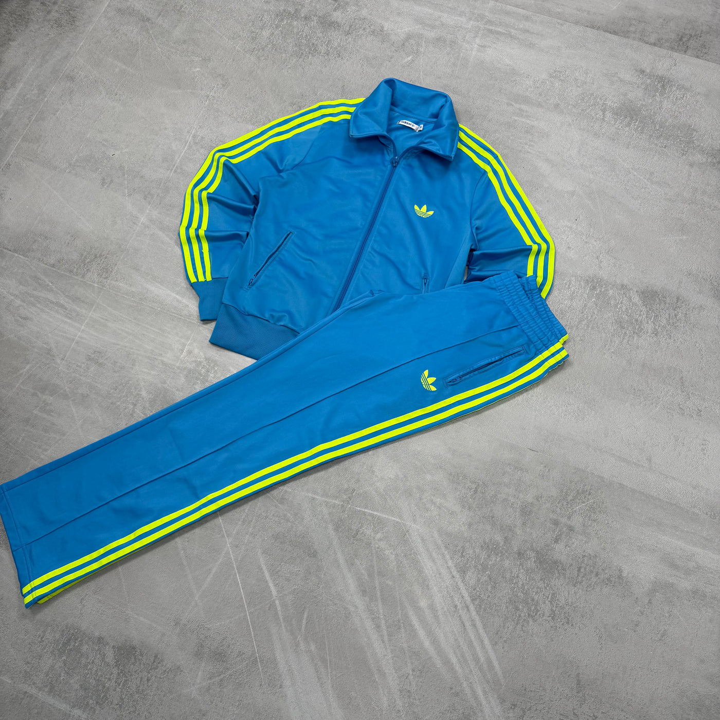 Adidas Firebird *Premium Vintage Tracksuit | S