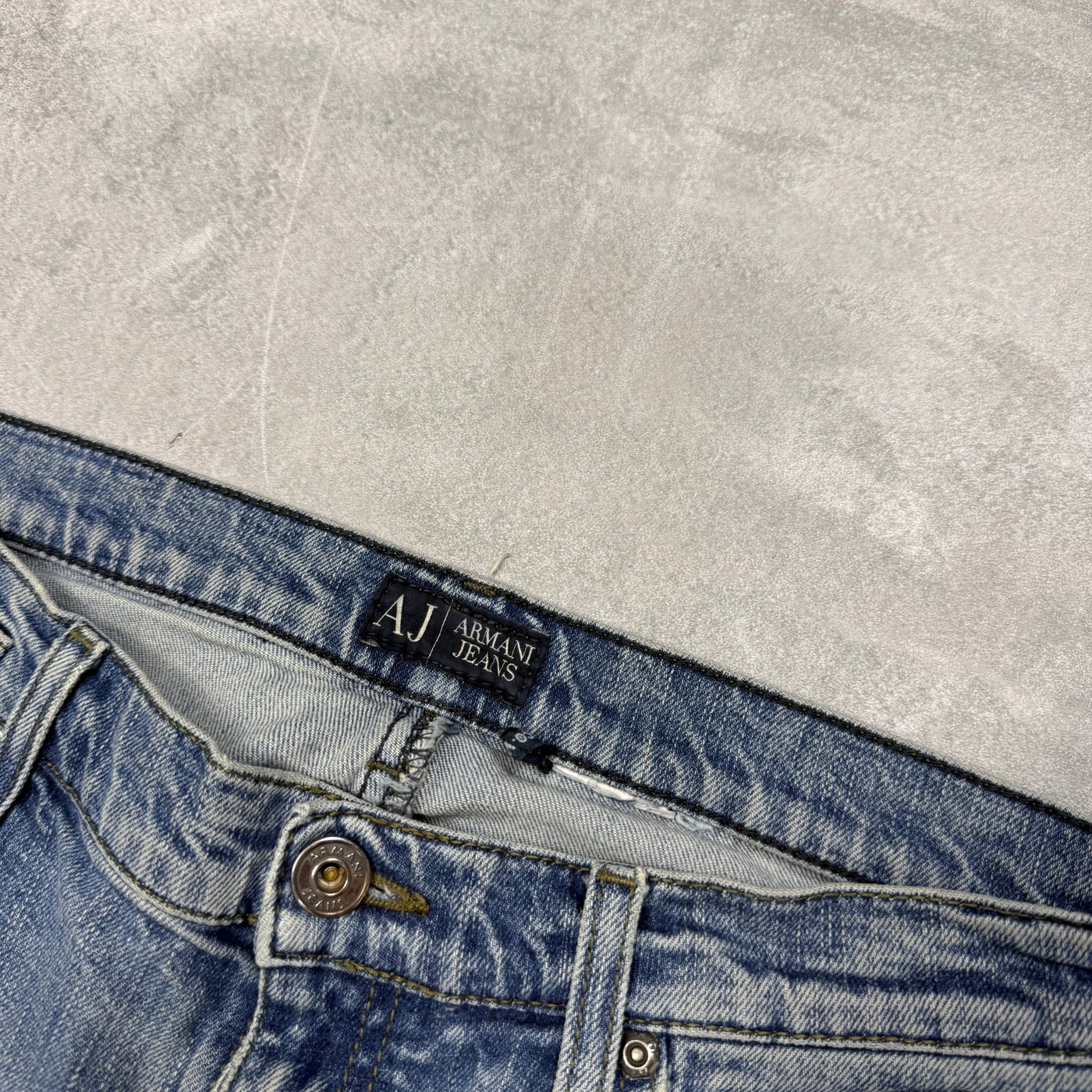 Armani  Washed Vintage Jeans | S