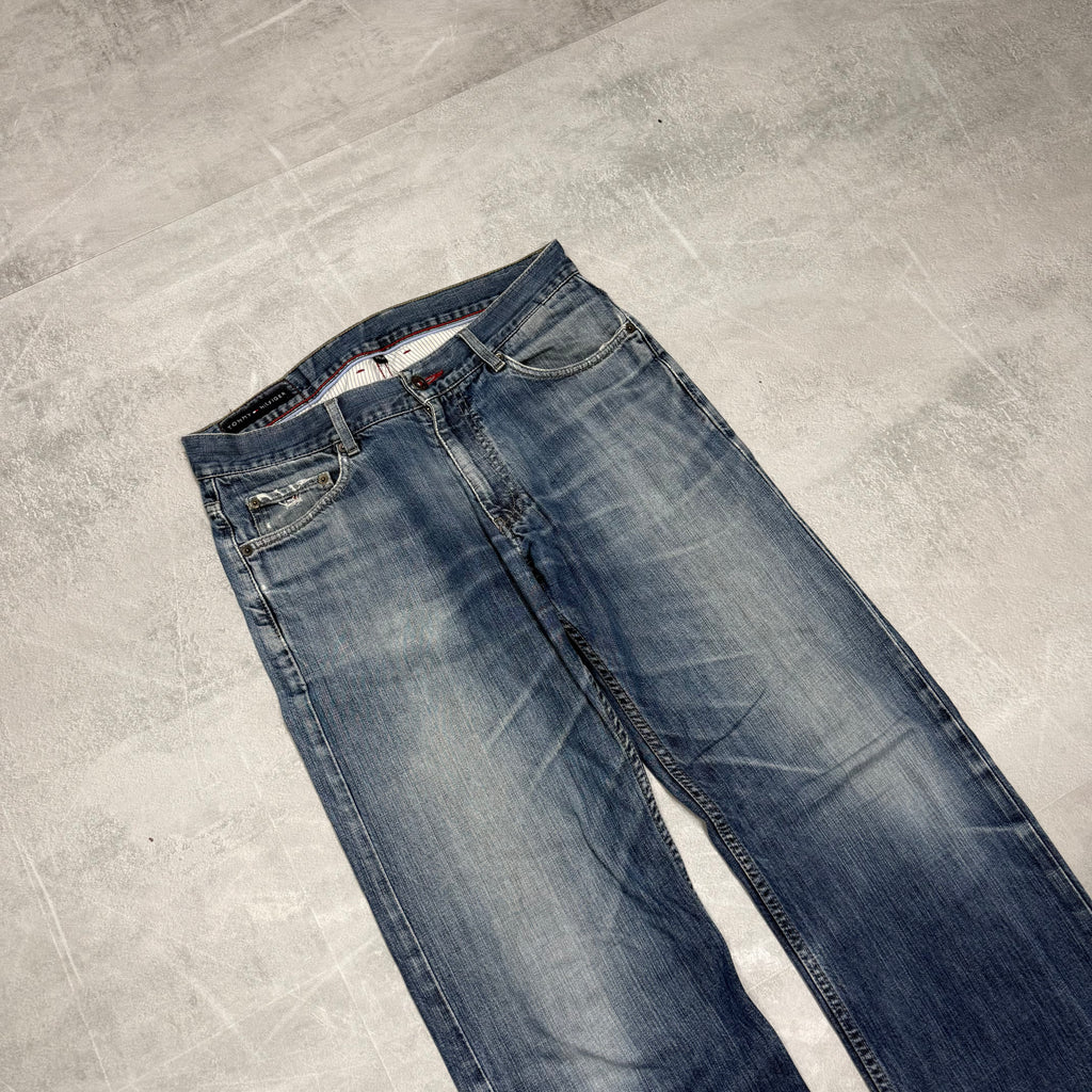Tommy Hilfiger Washed Vintage Jeans | M
