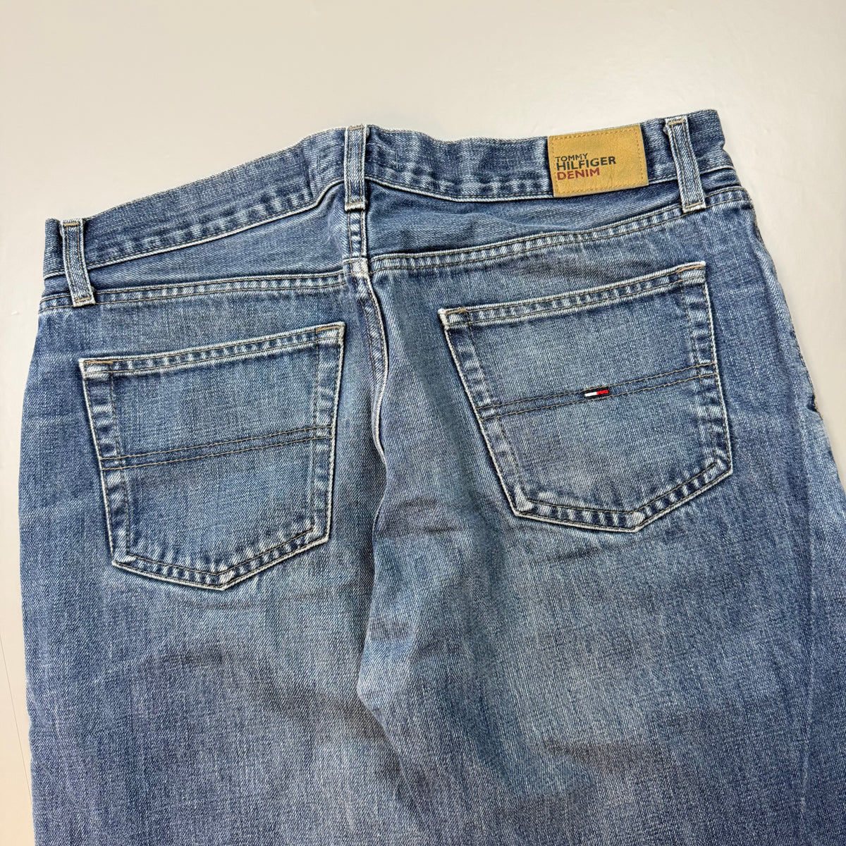 Tommy Hilfiger Washed Vintage Jeans | M