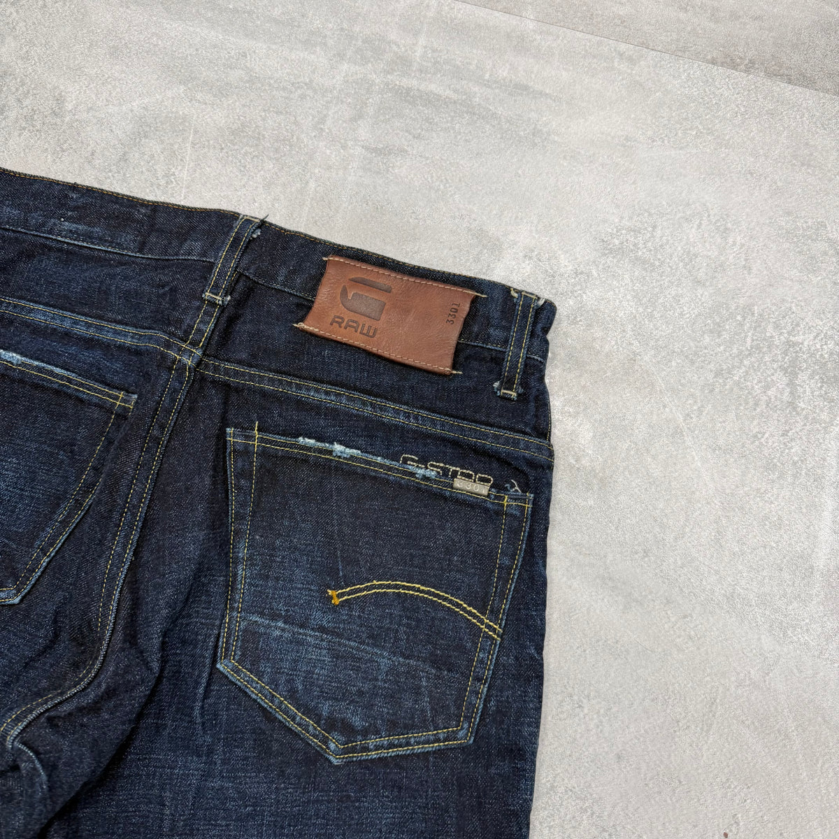 G-Star Washed Vintage Jeans | XS