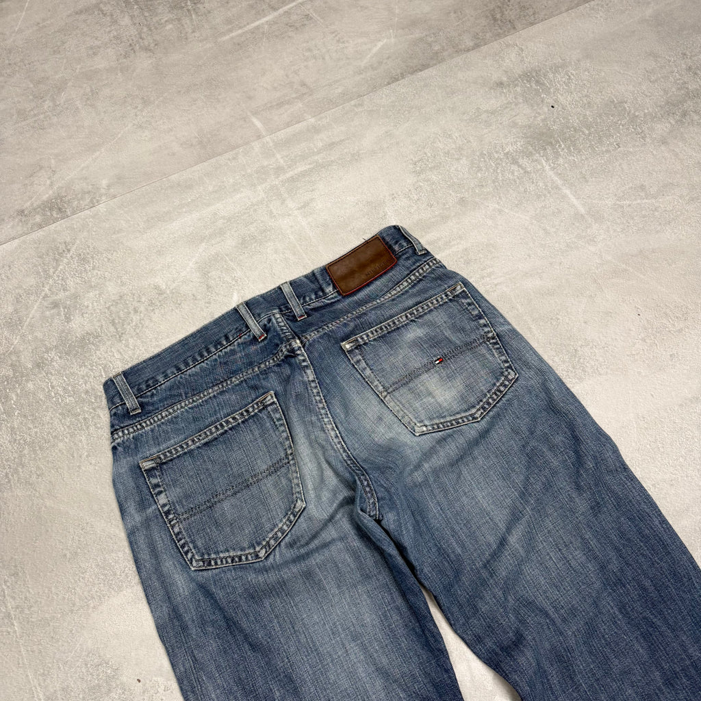 Tommy Hilfiger Washed Vintage Jeans | M