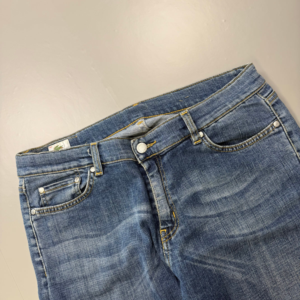 Lacoste Washed Vintage Jeans | M