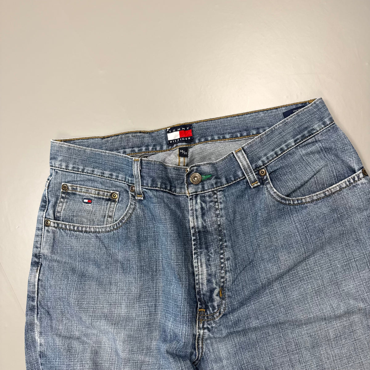 Tommy Hilfiger Bootcut Vintage Jeans | S