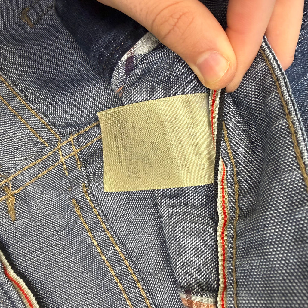 Burberry Washed Vintage Jeans | L