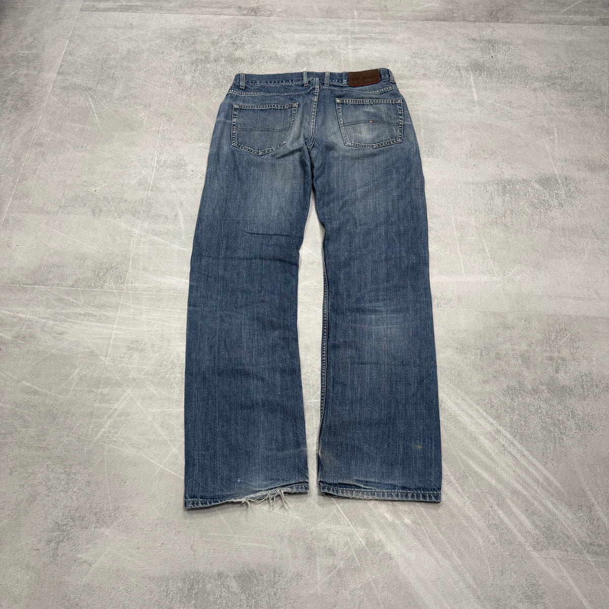 Tommy Hilfiger Washed Vintage Jeans | M