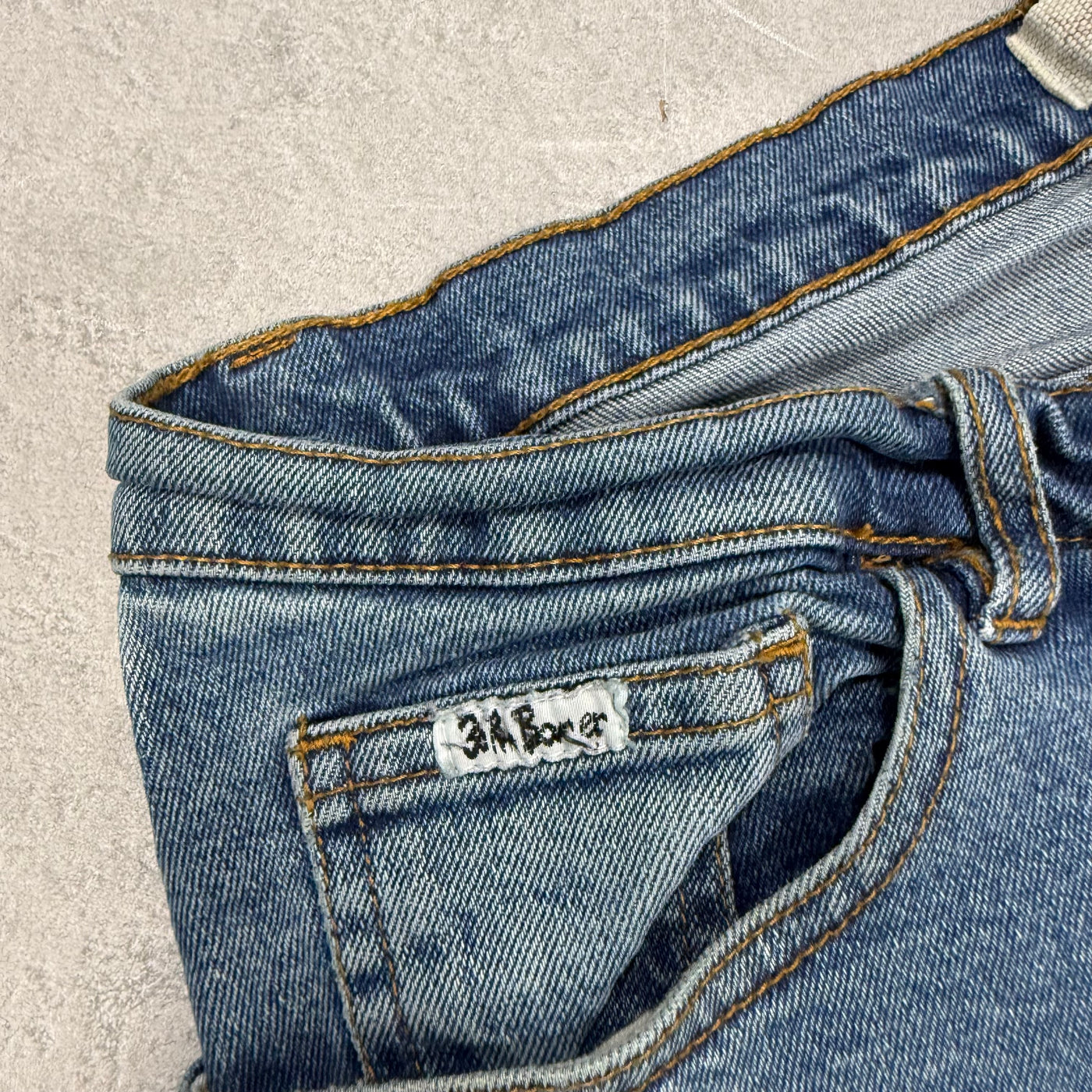 Y2K Big Logo Vintage Jeans | S