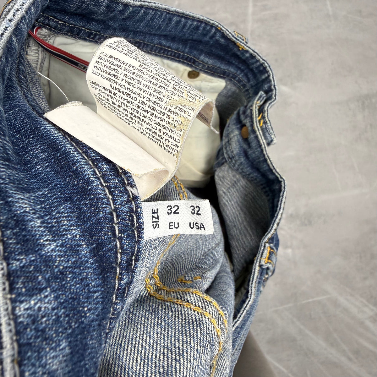 Armani Washed Vintage Jeans | S