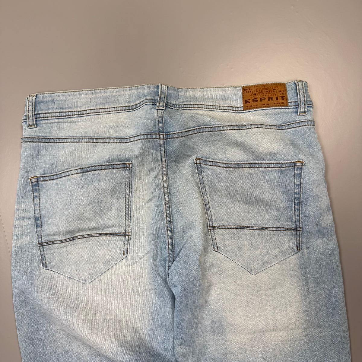 Esprit Washed Vintage Jeans | M