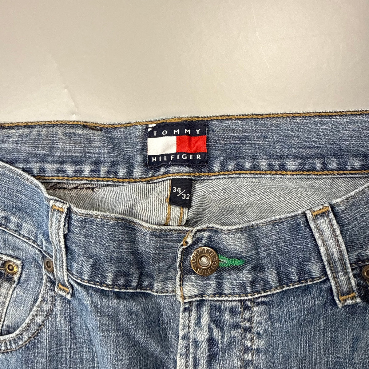 Tommy Hilfiger Bootcut Vintage Jeans | S