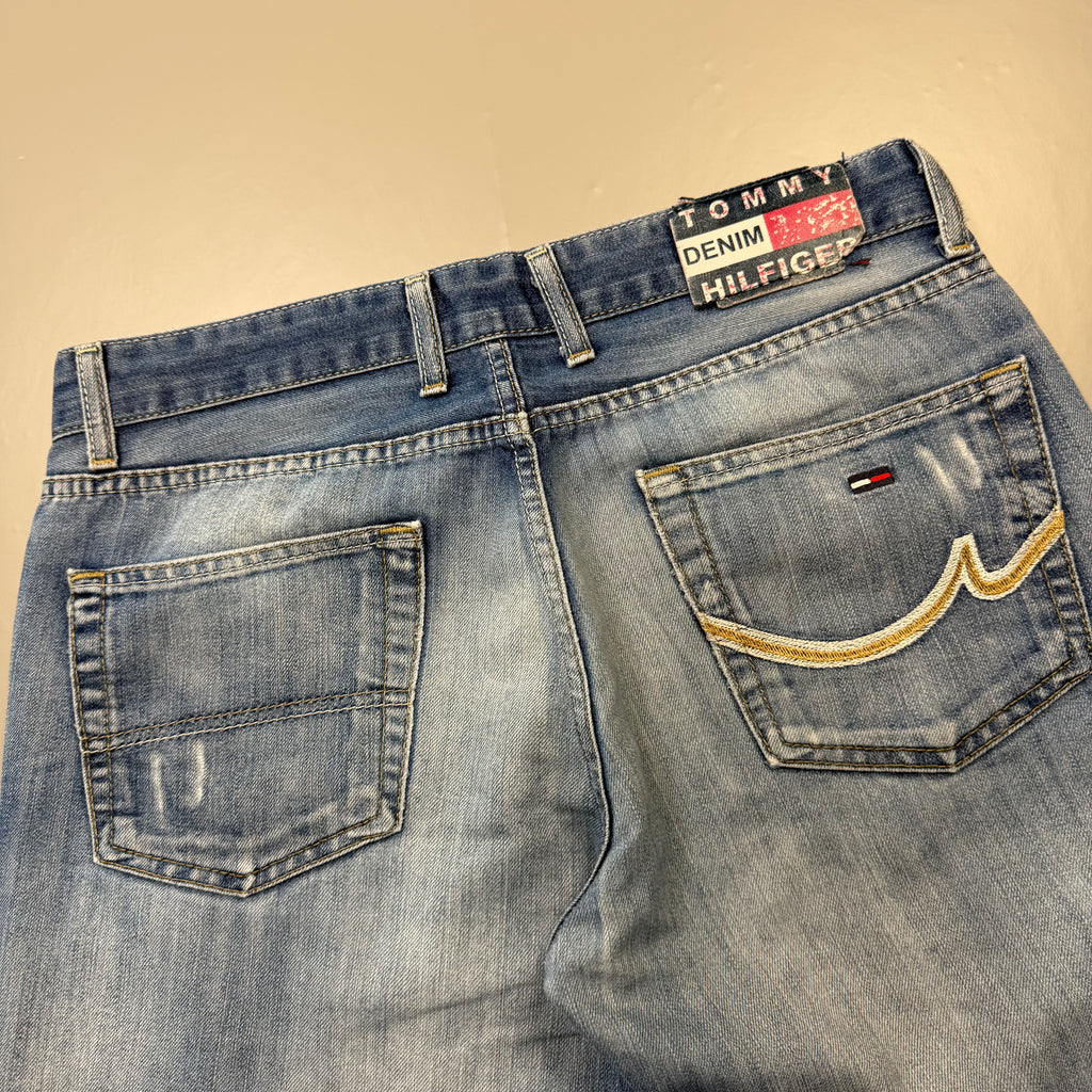 Tommy Hilfiger Washed Vintage Jeans | XS