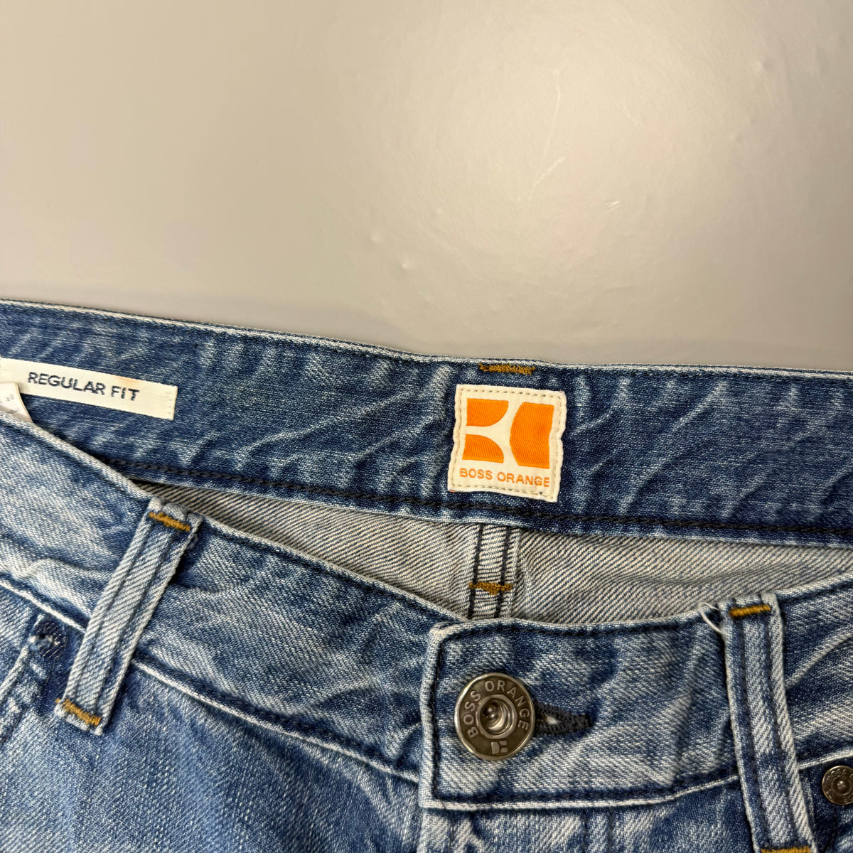 Hugo Boss Baggy Washed Vintage Jeans | M