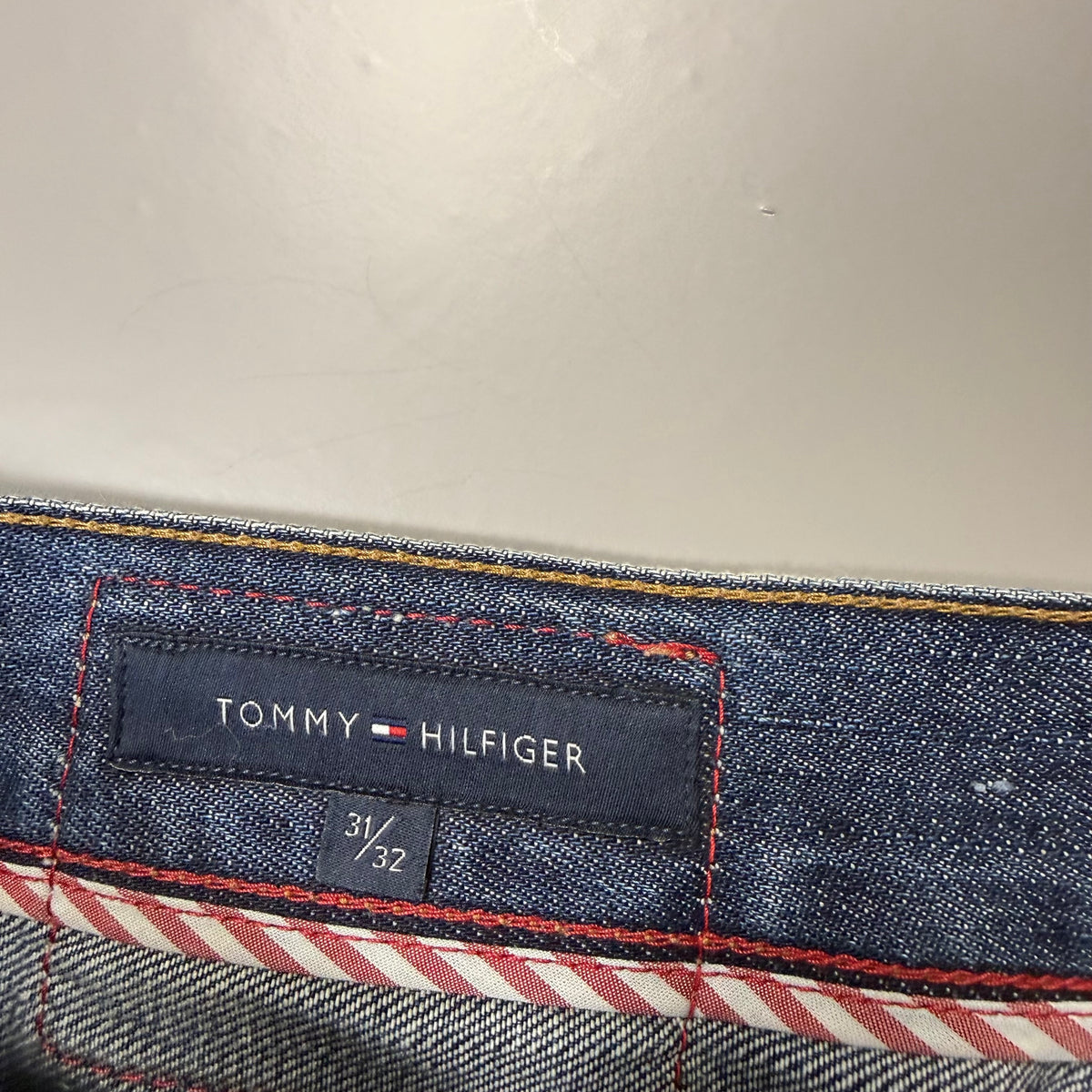 Tommy Hilfiger Washed Vintage Jeans | S