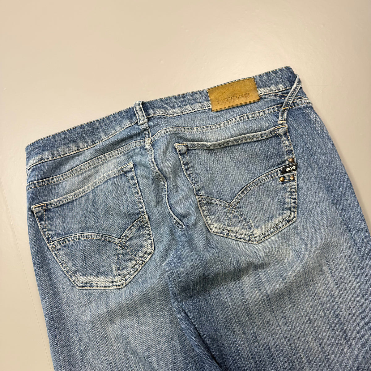 Gas Washed Vintage Jeans | M