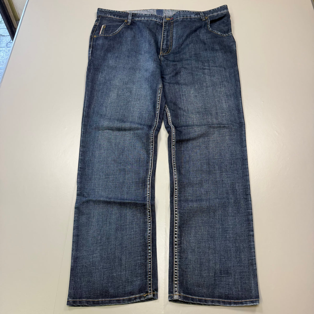 Burberry Washed Vintage Jeans | L