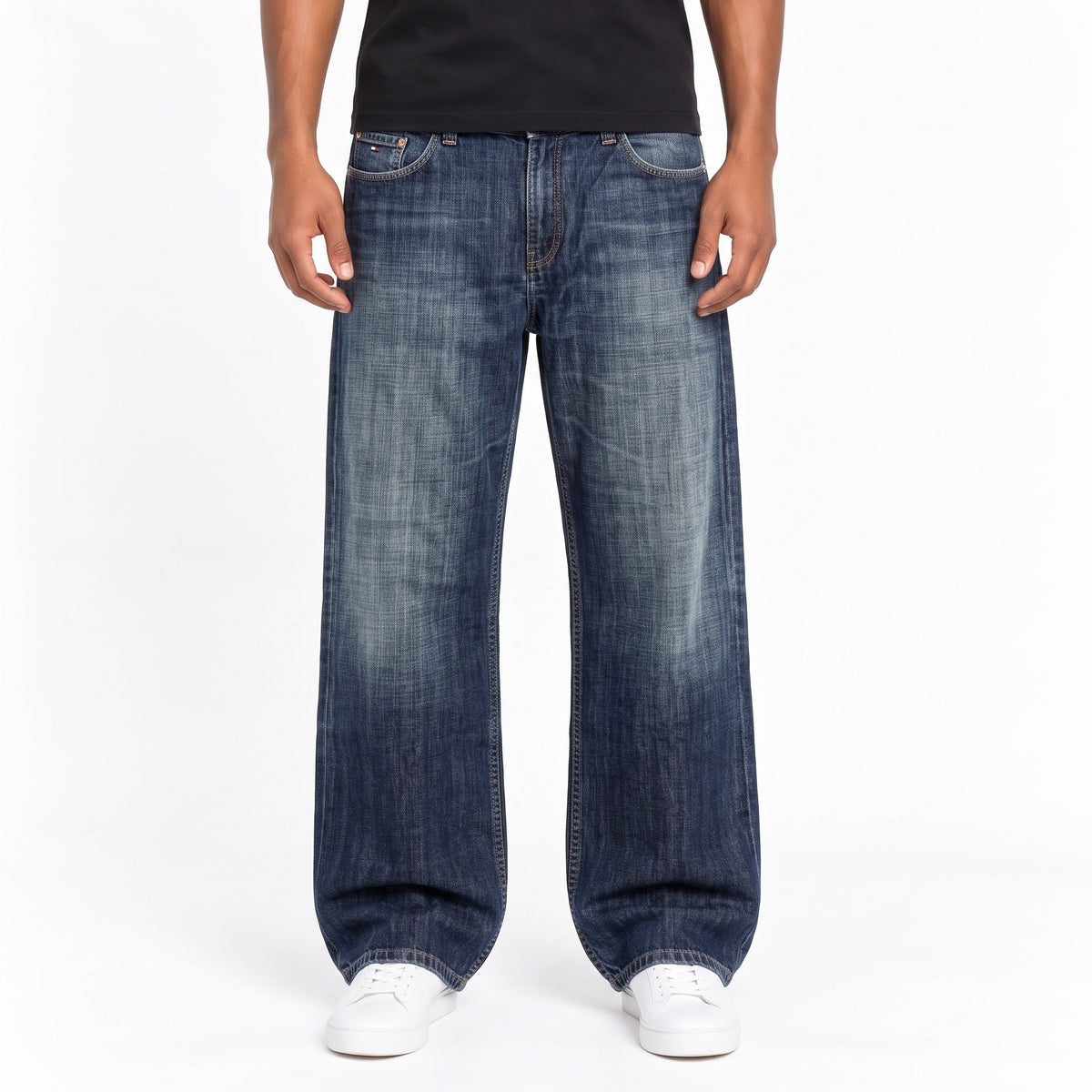 Tommy Hilfiger Washed Vintage Jeans | L